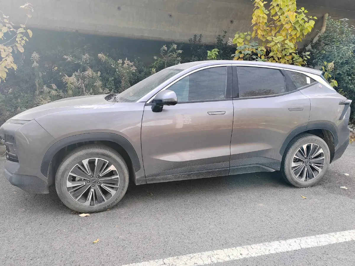 2022 Jetour DASHING 1.6T 197HP L4 7DCT,autocango,china used car exporter,china ev exporter,chinese used car exporter,chinese used ev exporter