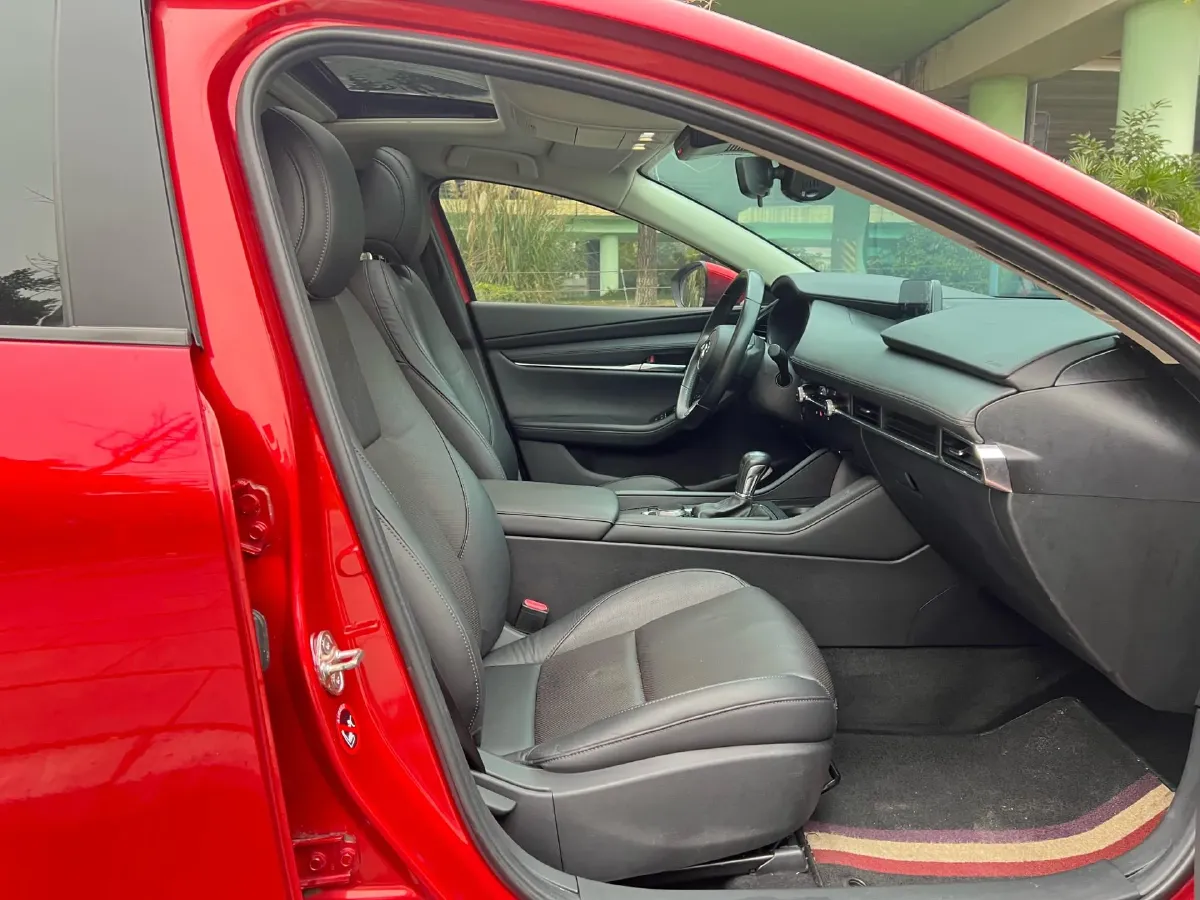 2020 Mazda 3 Axela 2.0L 158HP L4 6AT,autocango,china used car exporter,china ev exporter,chinese used car exporter,chinese used ev exporter