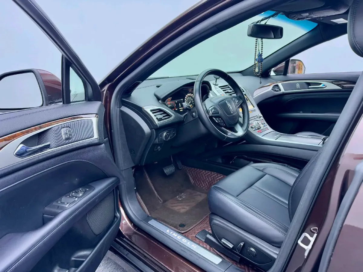 2019 BMW X2 1.5T 140HP L3 7DCT,autocango,china used car exporter,china ev exporter,chinese used car exporter,chinese used ev exporter