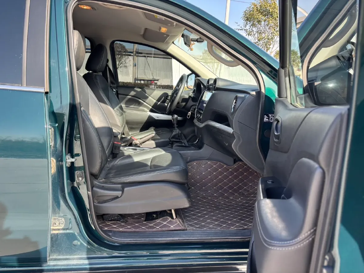 2021 Dongfeng RuiQi 6 2.3T 163HP L4 6MT,autocango,china used car exporter,china ev exporter,chinese used car exporter,chinese used ev exporter