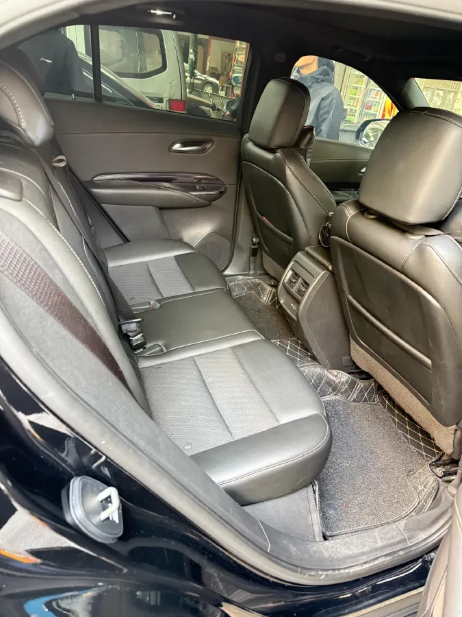 2021 Cadillac XT4 2.0T 237HP L4 9AT,autocango,china used car exporter,china ev exporter,chinese used car exporter,chinese used ev exporter