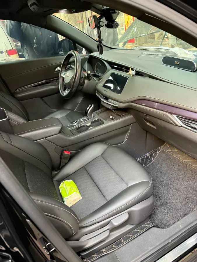 2021 Cadillac XT4 2.0T 237HP L4 9AT,autocango,china used car exporter,china ev exporter,chinese used car exporter,chinese used ev exporter