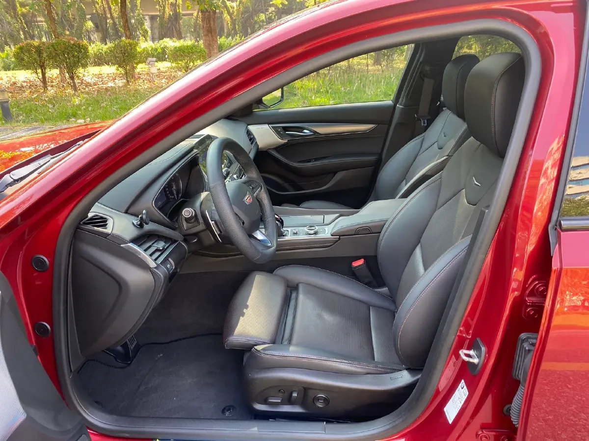 2021 Cadillac CT5 2.0T 237HP L4 10AT,autocango,china used car exporter,china ev exporter,chinese used car exporter,chinese used ev exporter