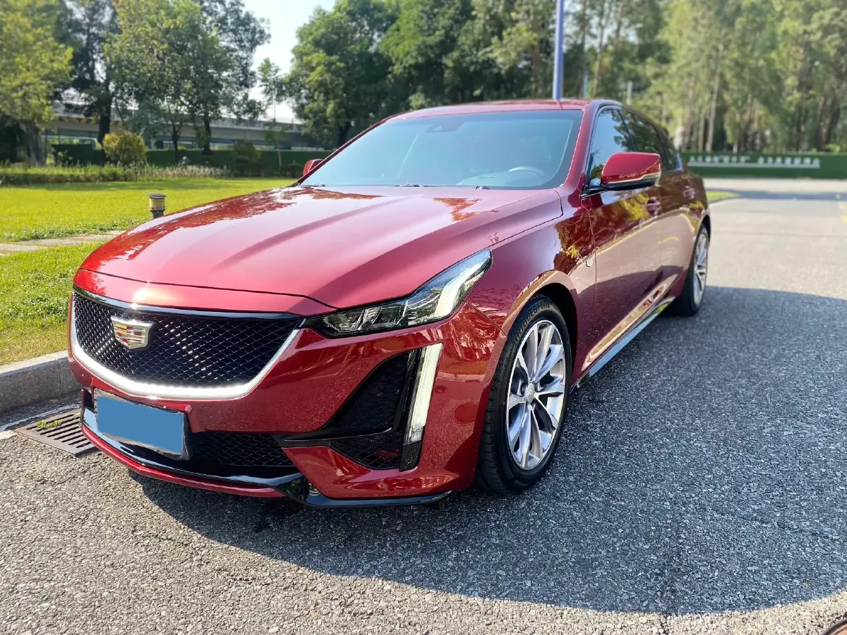 2021 Cadillac CT5 2.0T 237HP L4 10AT