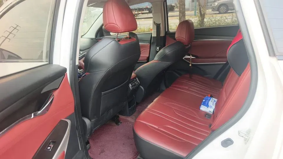 2021 ChangAn CS75 Plus 1.5T 178HP L4 6AT,autocango,china used car exporter,china ev exporter,chinese used car exporter,chinese used ev exporter