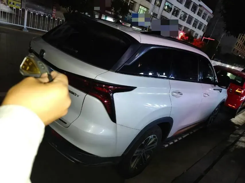 2021 ChangAn CS75 Plus 1.5T 178HP L4 6AT,autocango,china used car exporter,china ev exporter,chinese used car exporter,chinese used ev exporter