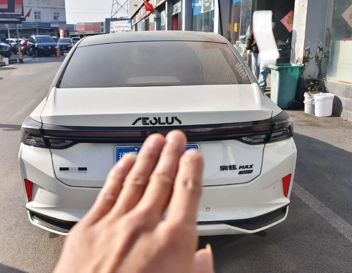 2021 DongFeng Aeolus YiXuan MAX 1.5T 190HP L4 7DCT,autocango,china used car exporter,china ev exporter,chinese used car exporter,chinese used ev exporter