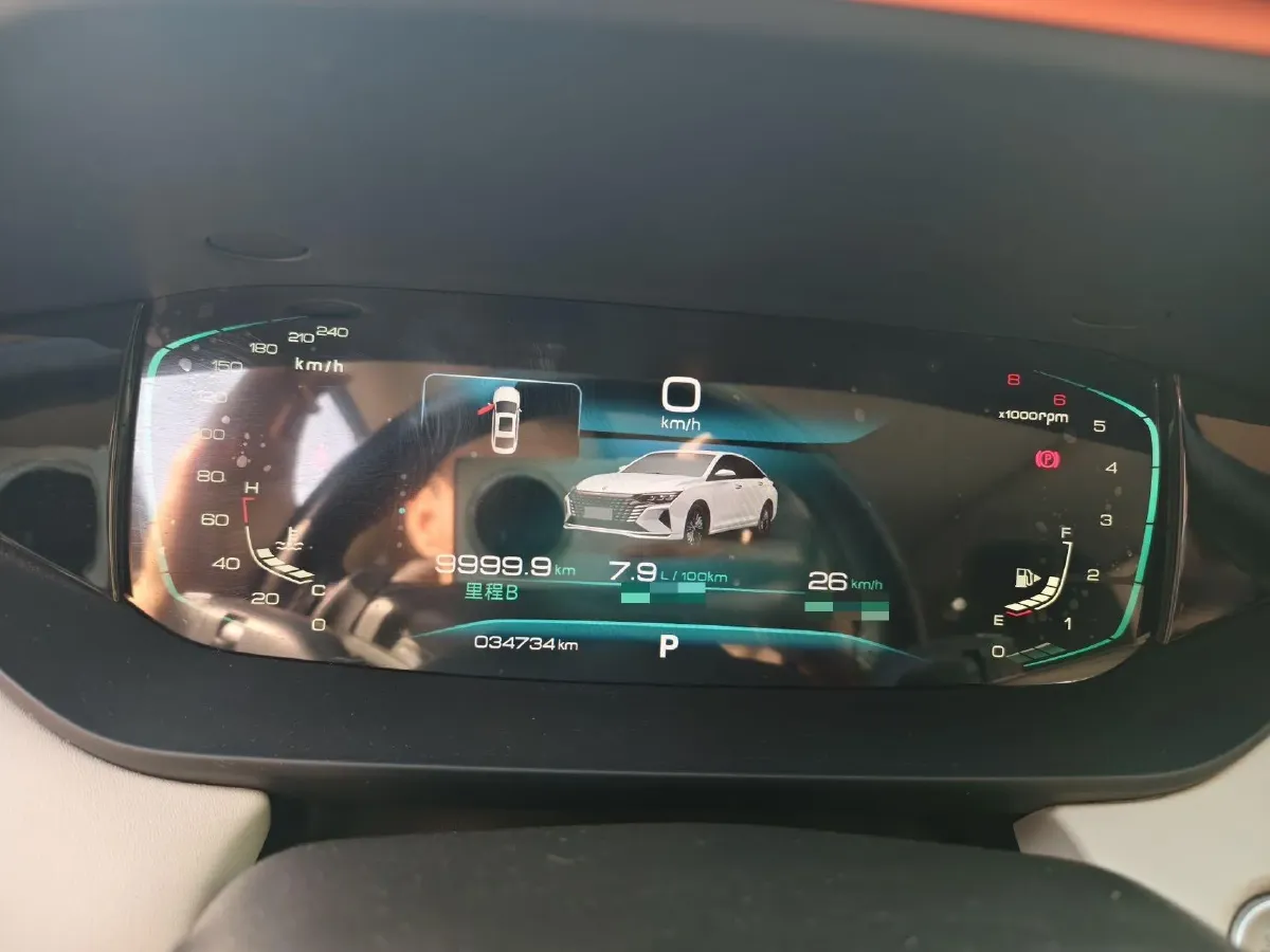 2021 DongFeng Aeolus YiXuan MAX 1.5T 190HP L4 7DCT,autocango,china used car exporter,china ev exporter,chinese used car exporter,chinese used ev exporter