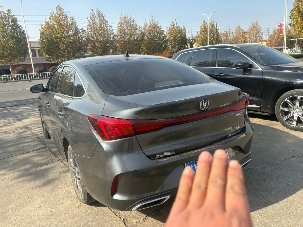 2023 ChangAn Eado 1.4T 160HP L4 7DCT,autocango,china used car exporter,china ev exporter,chinese used car exporter,chinese used ev exporter