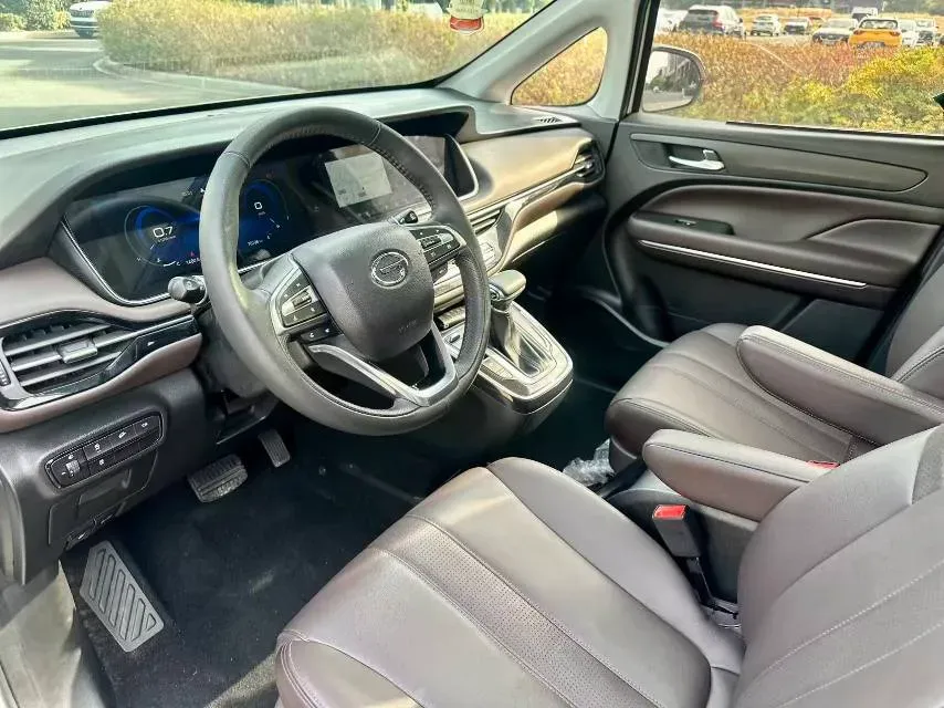 2021 GAC Trumpchi M6 1.5T 169HP L4 7DCT,autocango,china used car exporter,china ev exporter,chinese used car exporter,chinese used ev exporter