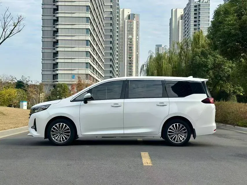 2021 GAC Trumpchi M6 1.5T 169HP L4 7DCT,autocango,china used car exporter,china ev exporter,chinese used car exporter,chinese used ev exporter