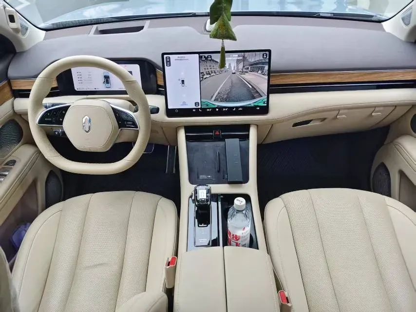 2024 AITO AITO M7 1.5T 152HP L4 REEV 40KWH,autocango,china used car exporter,china ev exporter,chinese used car exporter,chinese used ev exporter