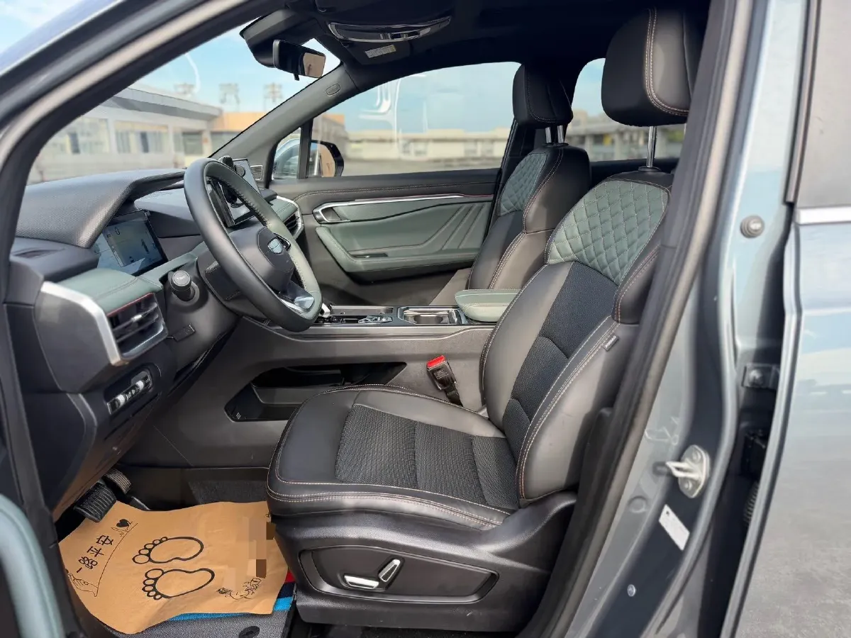 2023 Geely Okavango L 2.0T 218HP L4 7DCT,autocango,china used car exporter,china ev exporter,chinese used car exporter,chinese used ev exporter