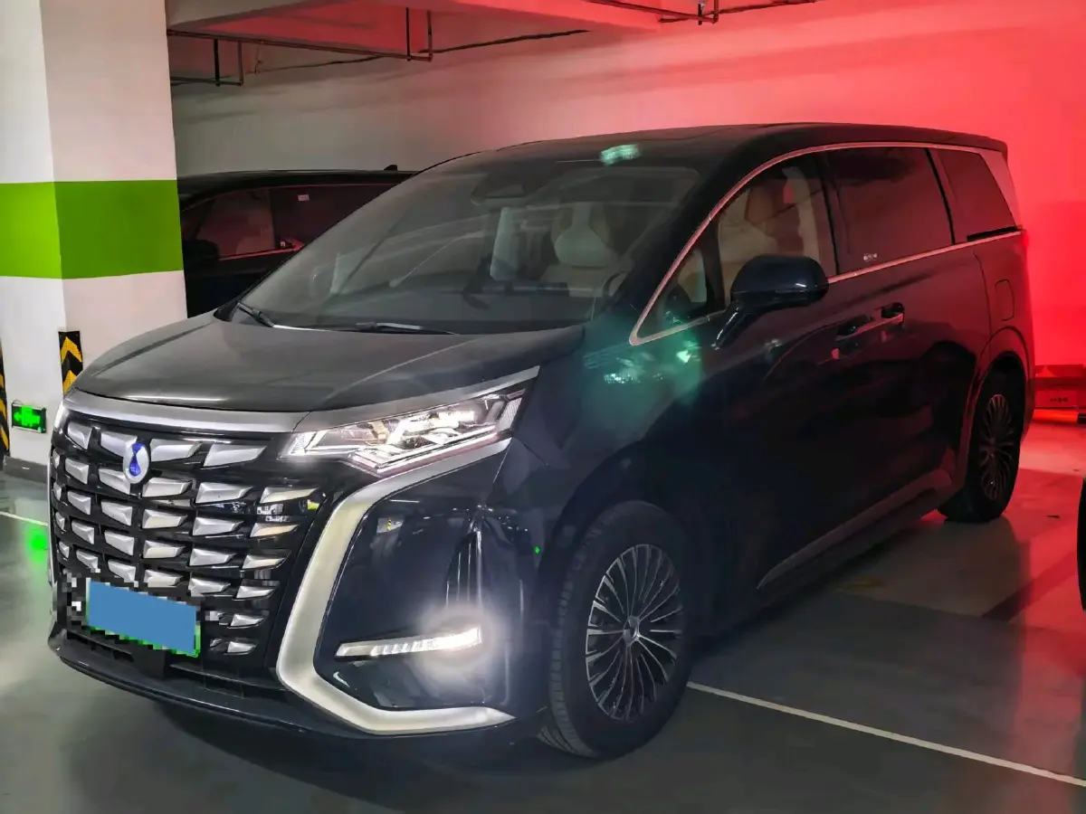 2022 HongQi HS7 3.0T 337HP V6 8AT 2022 HongQi HS7 3.0T 337HP V6 8AT