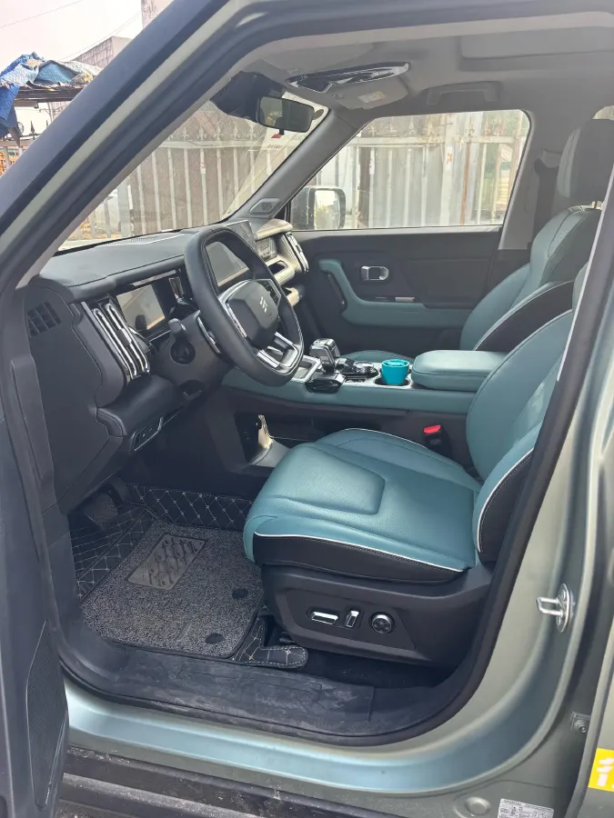 2025 Jetour Traveller 2.0T 254HP L4 7DCT,autocango,china used car exporter,china ev exporter,chinese used car exporter,chinese used ev exporter