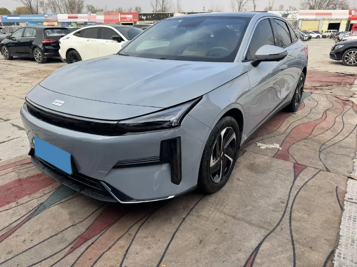 2023 Geely Galaxy L6 1.5T 163HP L4 3DHT PHEV