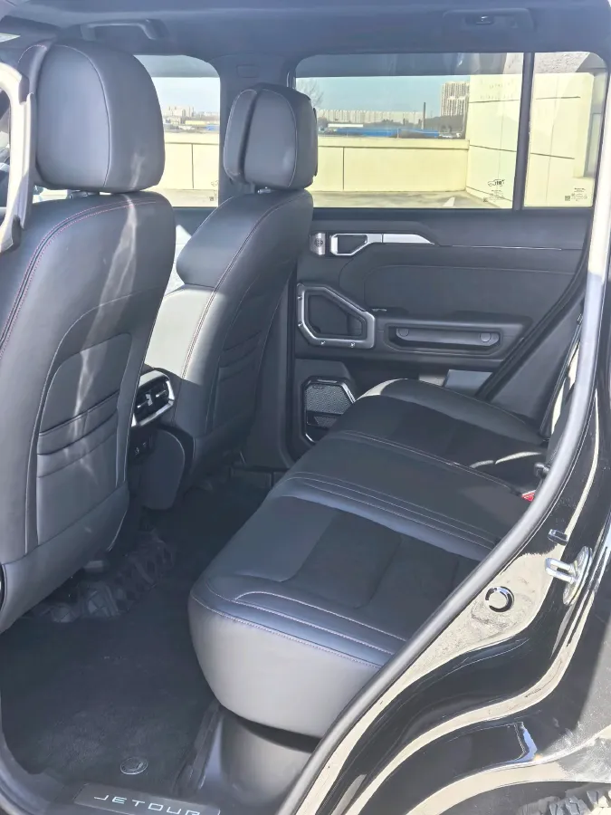 2023 Jetour Traveller 2.0T 254HP L4 8AT,autocango,china used car exporter,china ev exporter,chinese used car exporter,chinese used ev exporter