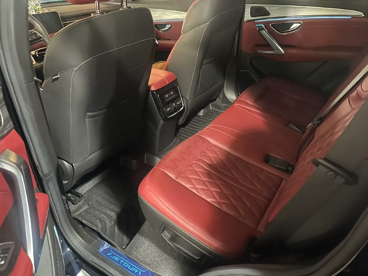 2023 Jetour X70 Plus 1.5T 156HP L4 6DCT,autocango,china used car exporter,china ev exporter,chinese used car exporter,chinese used ev exporter