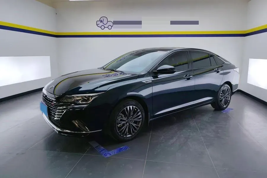 2021 DongFeng Aeolus YiXuan MAX 1.5T 190HP L4 7DCT,autocango,china used car exporter,china ev exporter,chinese used car exporter,chinese used ev exporter