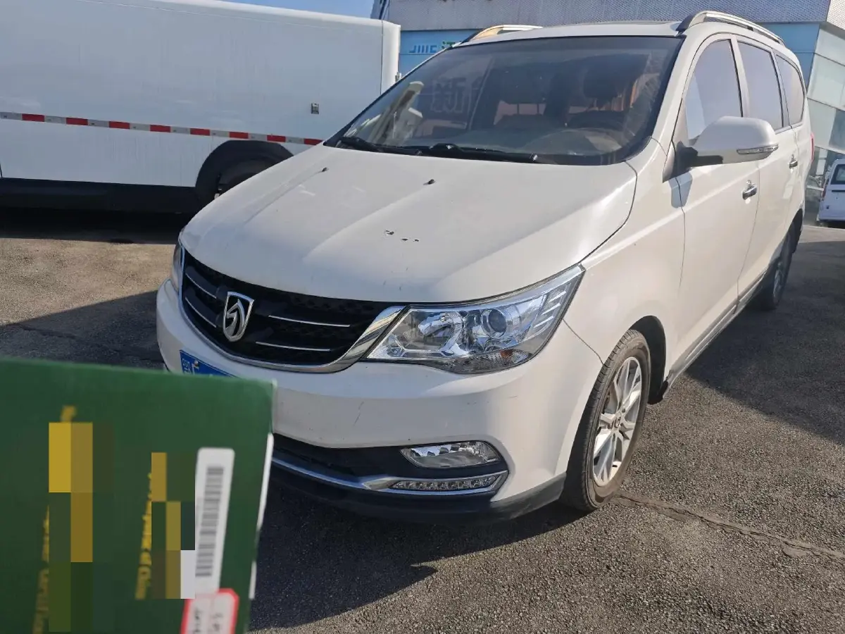 2016 BaoJun 730 1.5T 150HP L4 6MT