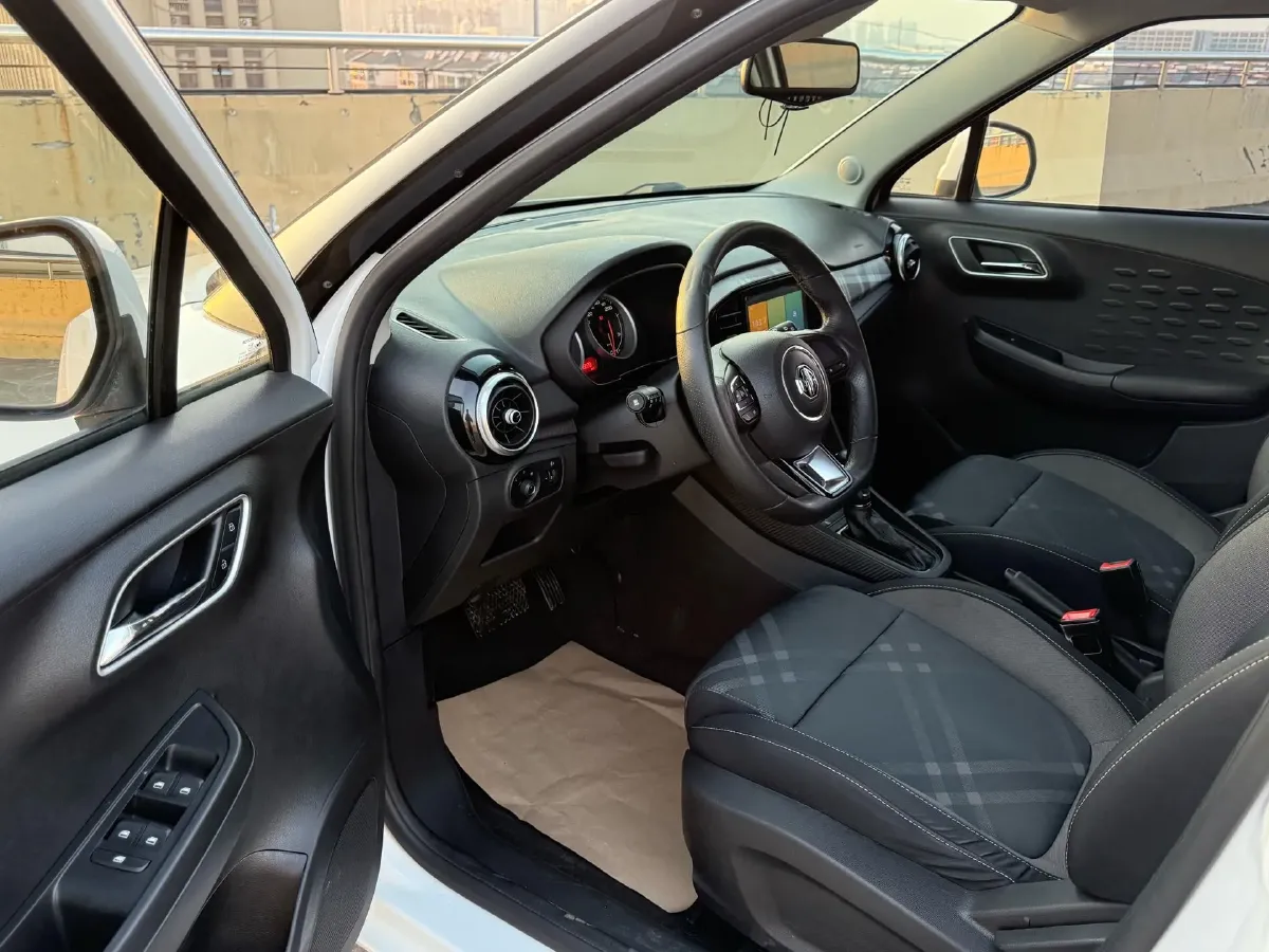 2017 MG 3 1.5L 117HP L4 4AT,autocango,china used car exporter,china ev exporter,chinese used car exporter,chinese used ev exporter