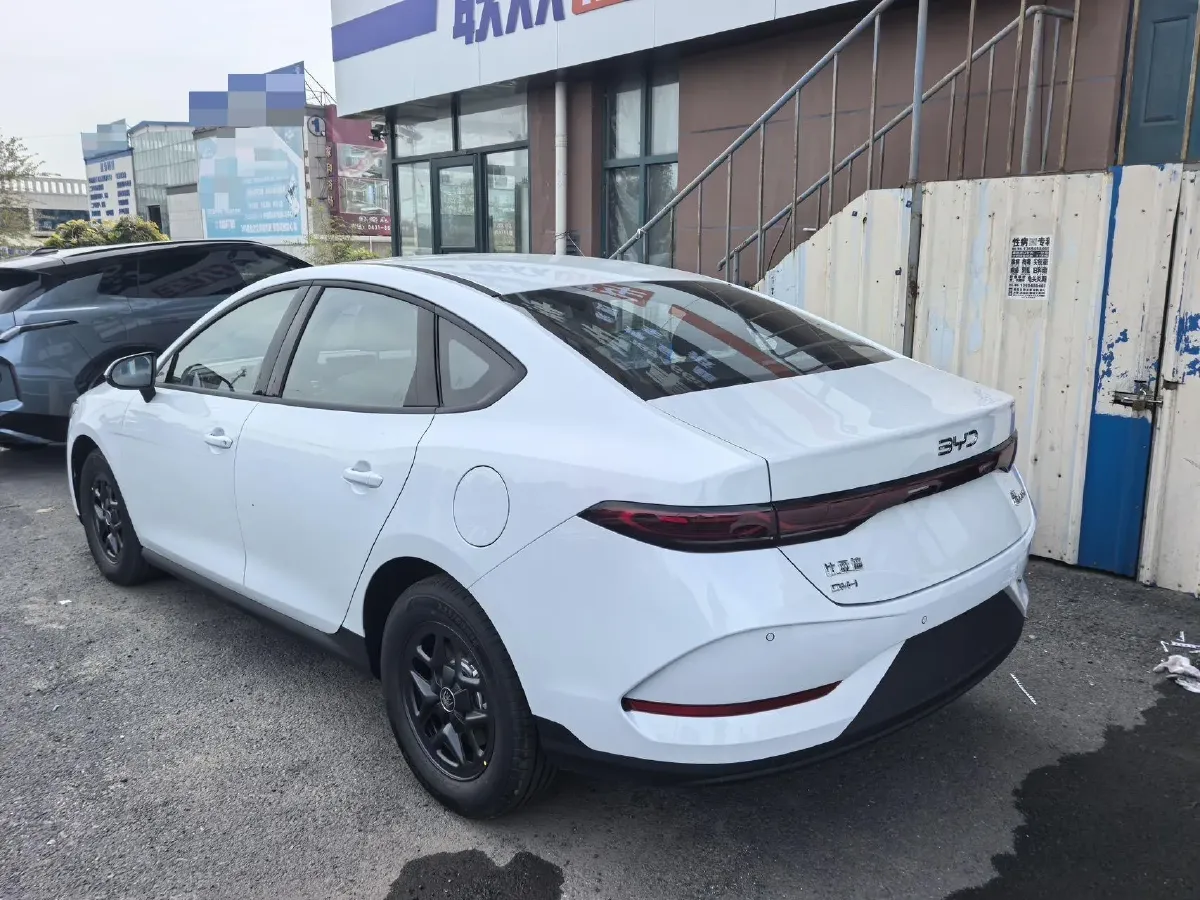 2025 BYD Qin Plus 1.5L 101HP L4 E-CVT PHEV 7.68KWH,autocango,china used car exporter,china ev exporter,chinese used car exporter,chinese used ev exporter
