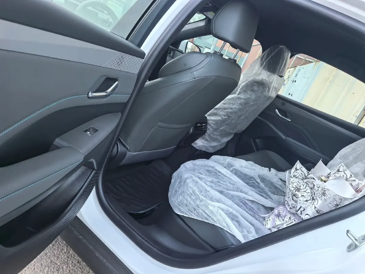 2025 BYD Qin Plus 1.5L 101HP L4 E-CVT PHEV 7.68KWH,autocango,china used car exporter,china ev exporter,chinese used car exporter,chinese used ev exporter