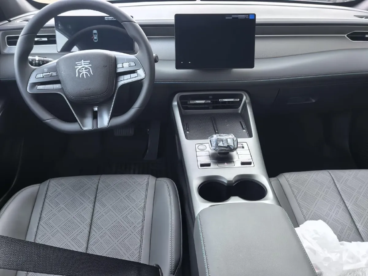 2025 BYD Qin Plus 1.5L 101HP L4 E-CVT PHEV 7.68KWH,autocango,china used car exporter,china ev exporter,chinese used car exporter,chinese used ev exporter