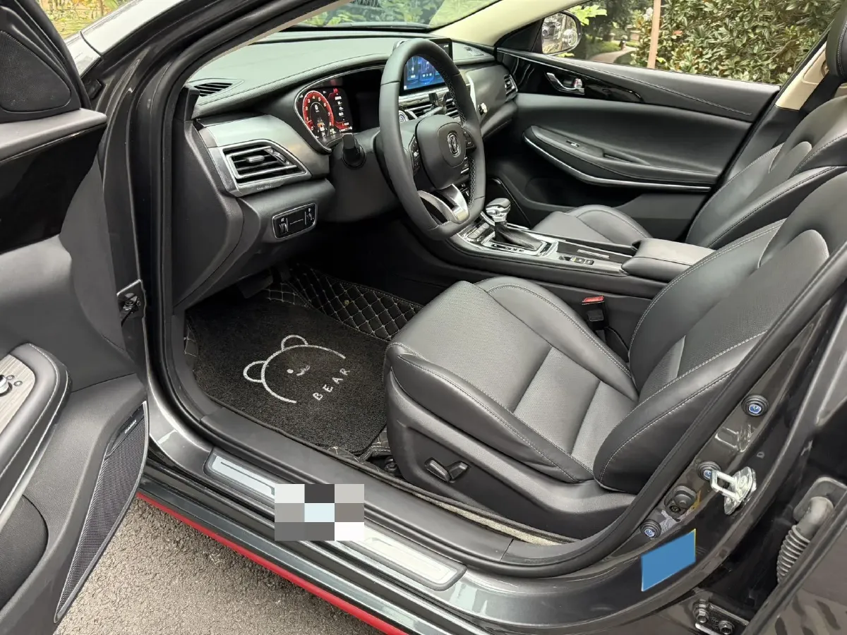 2021 ChangAn Raeton CC 1.5T 180HP L4 7DCT,autocango,china used car exporter,china ev exporter,chinese used car exporter,chinese used ev exporter