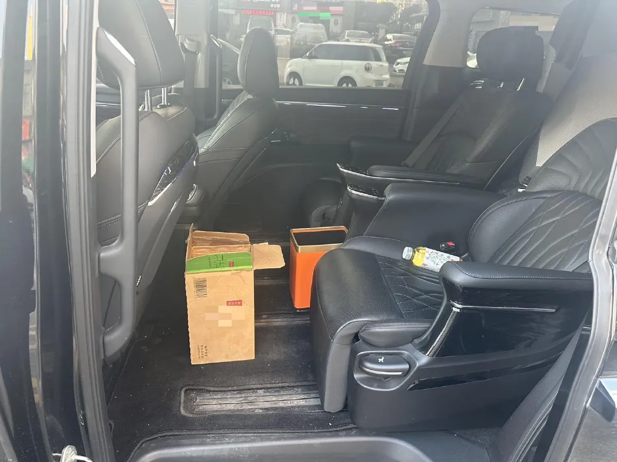 2024 GAC Trumpchi M8 2.0T 252HP L4 8AT,autocango,china used car exporter,china ev exporter,chinese used car exporter,chinese used ev exporter