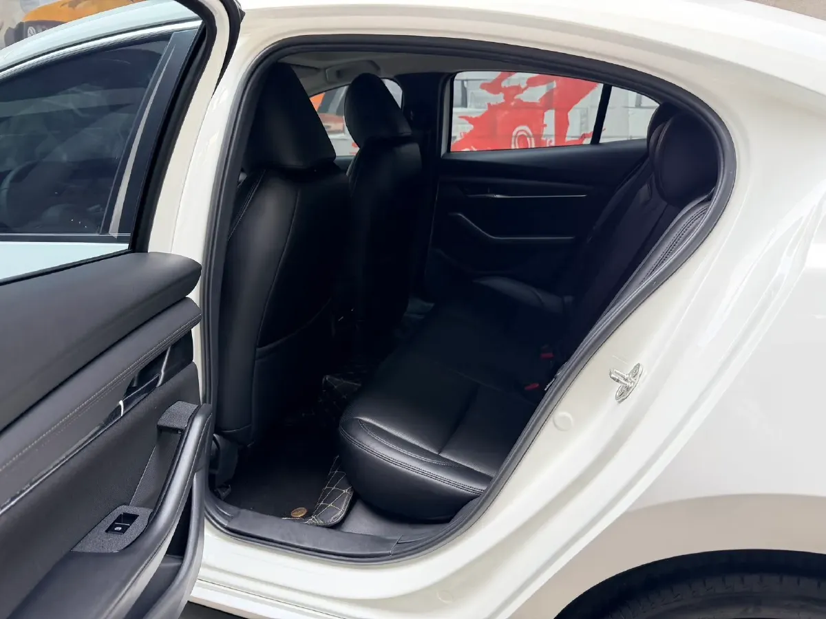 2022 Mazda 3 Axela 2.0L 158HP L4 6AT,autocango,china used car exporter,china ev exporter,chinese used car exporter,chinese used ev exporter