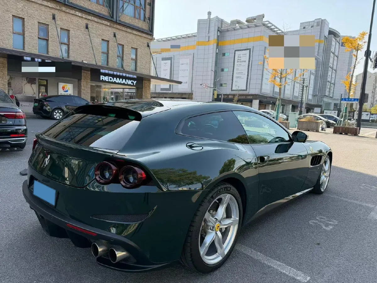 2017 Ferrari GTC4 Lusso 3.9T 609HP V8 7DCT,autocango,china used car exporter,china ev exporter,chinese used car exporter,chinese used ev exporter