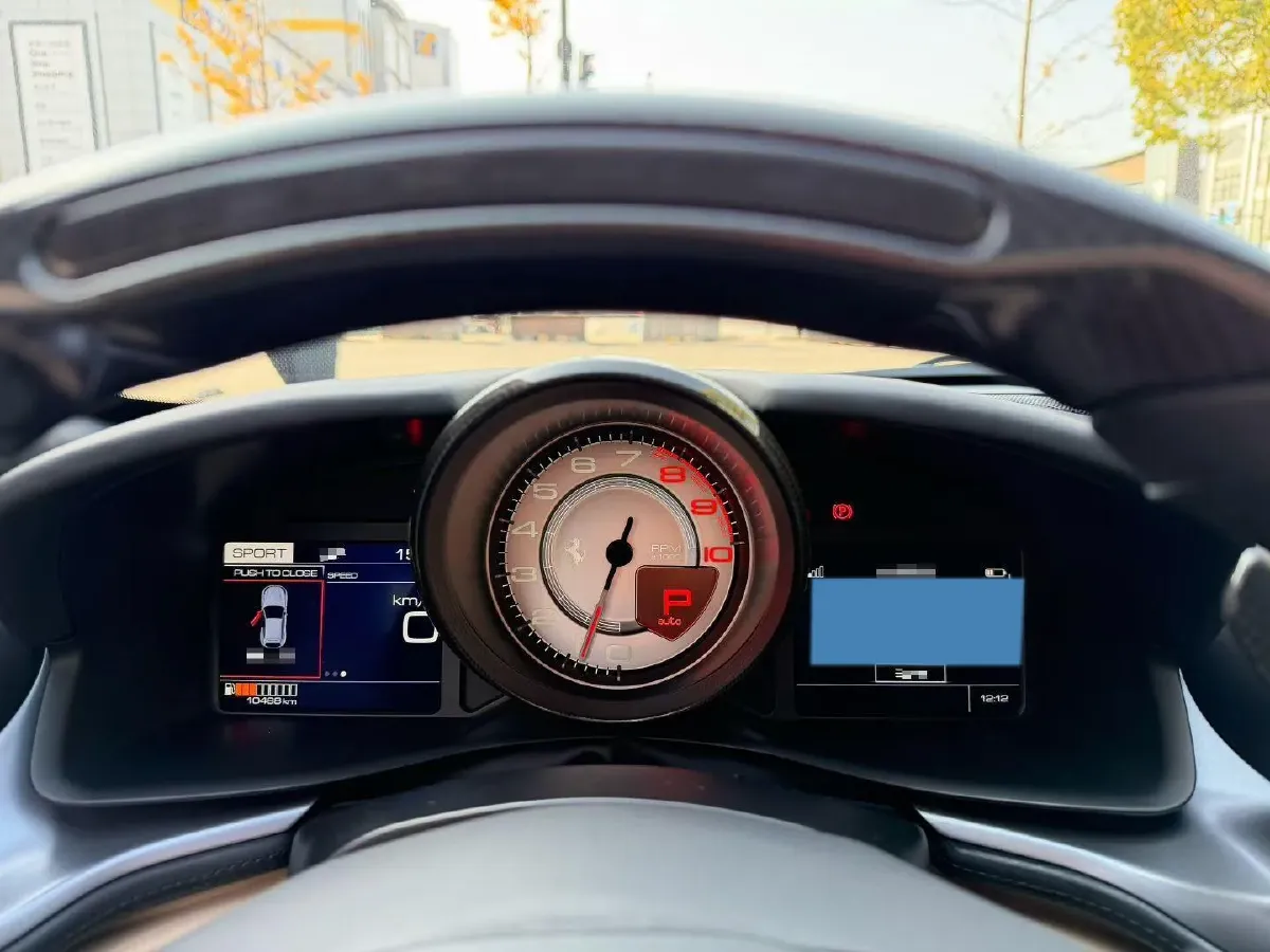 2017 Ferrari GTC4 Lusso 3.9T 609HP V8 7DCT,autocango,china used car exporter,china ev exporter,chinese used car exporter,chinese used ev exporter