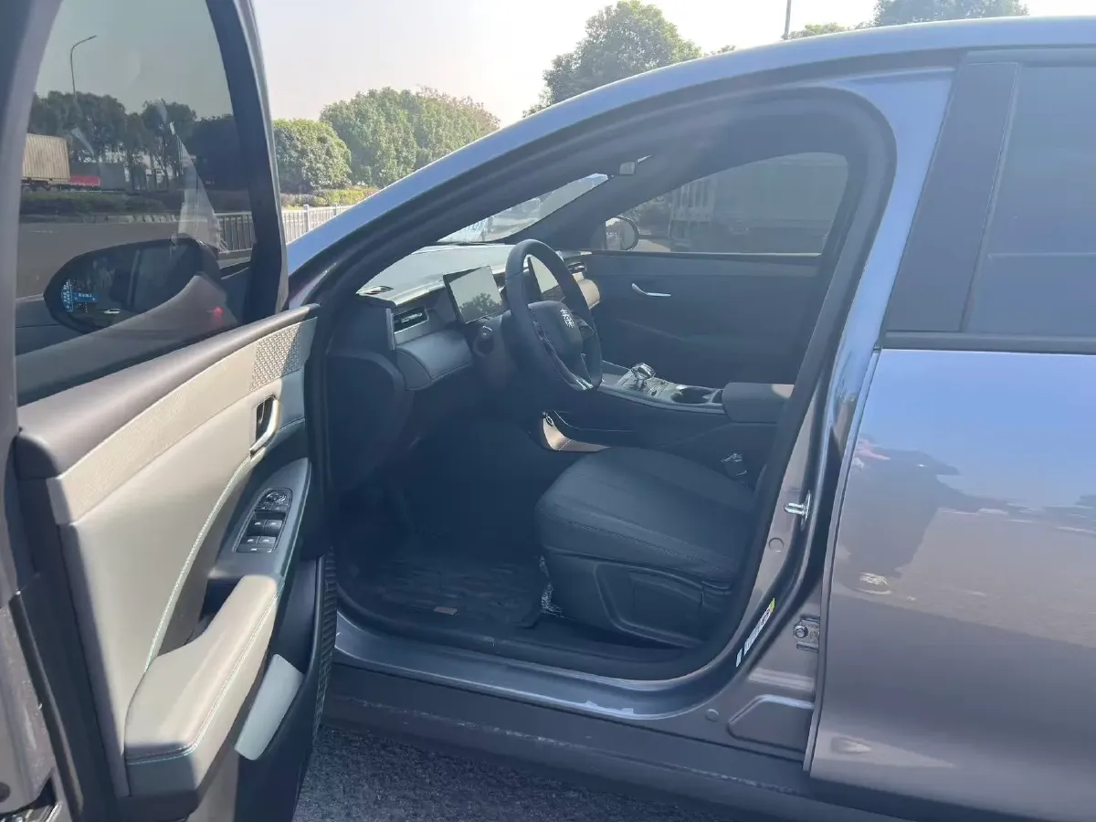 2025 BYD Qin Plus 1.5L 101HP L4 E-CVT PHEV 7.68KWH,autocango,china used car exporter,china ev exporter,chinese used car exporter,chinese used ev exporter