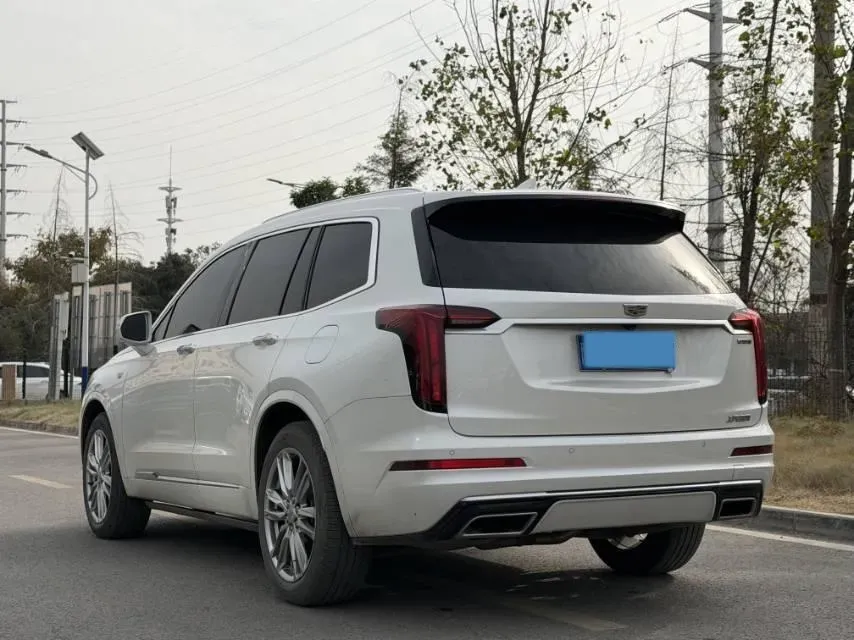 2022 Cadillac XT6 2.0T 237HP L4 9AT,autocango,china used car exporter,china ev exporter,chinese used car exporter,chinese used ev exporter