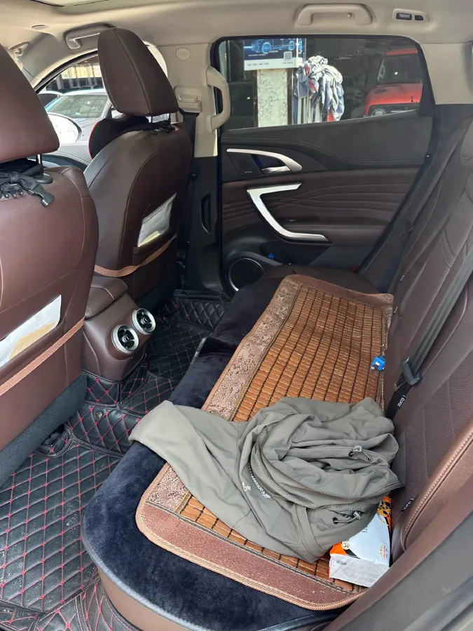 2020 WEY VV7 2.0T 227HP L4 7DCT PHEV,autocango,china used car exporter,china ev exporter,chinese used car exporter,chinese used ev exporter