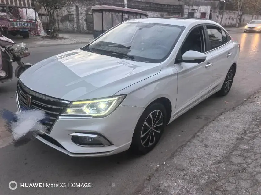2020 Roewe i5 1.5L 120HP L4 CVT