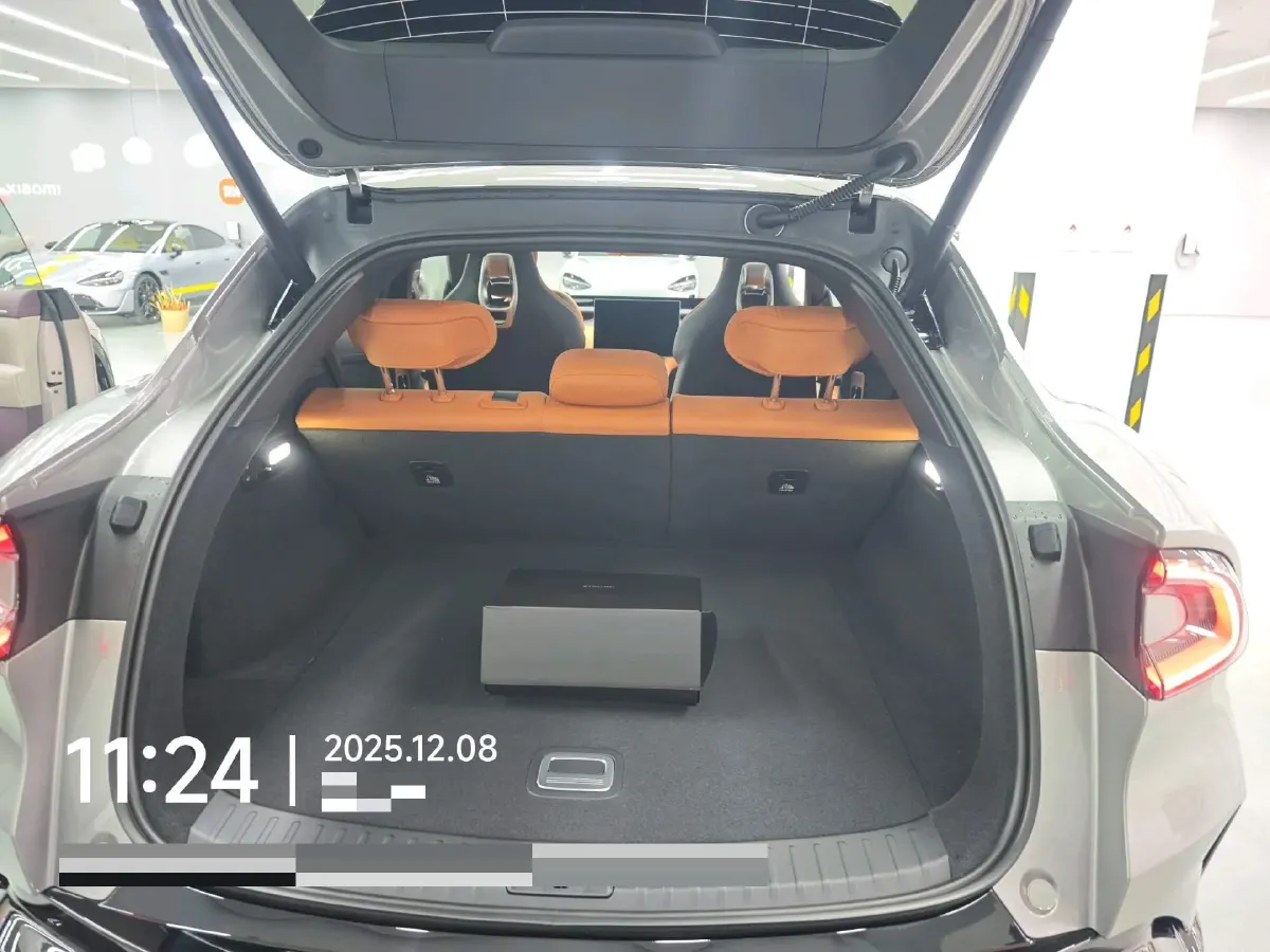 2025 IM LS6 BEV 100KWH,autocango,china used car exporter,china ev exporter,chinese used car exporter,chinese used ev exporter