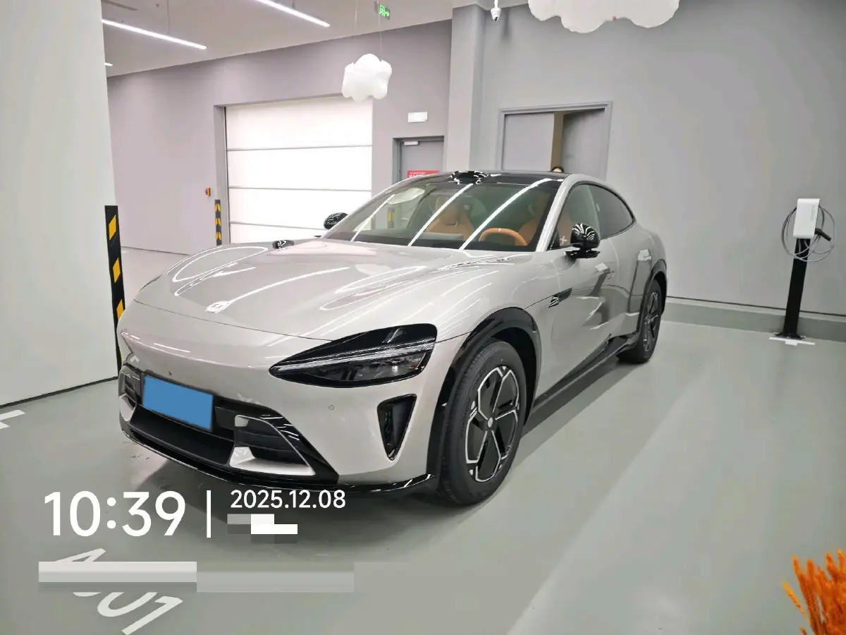 2025 IM LS6 BEV 100KWH