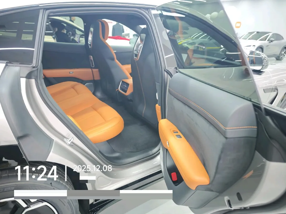 2025 IM LS6 BEV 100KWH,autocango,china used car exporter,china ev exporter,chinese used car exporter,chinese used ev exporter