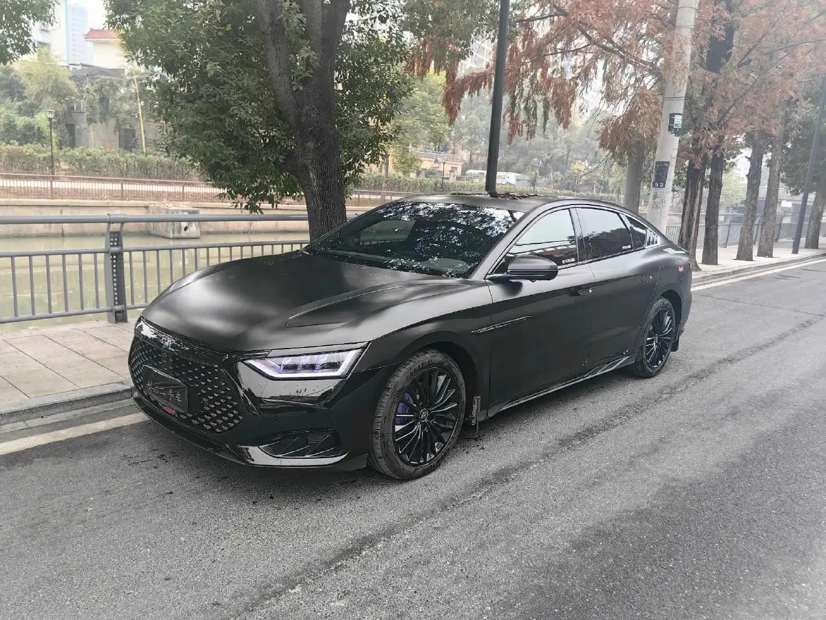 2022 Volkswagen Tiguan L 2.0T 186HP L4 7DCT