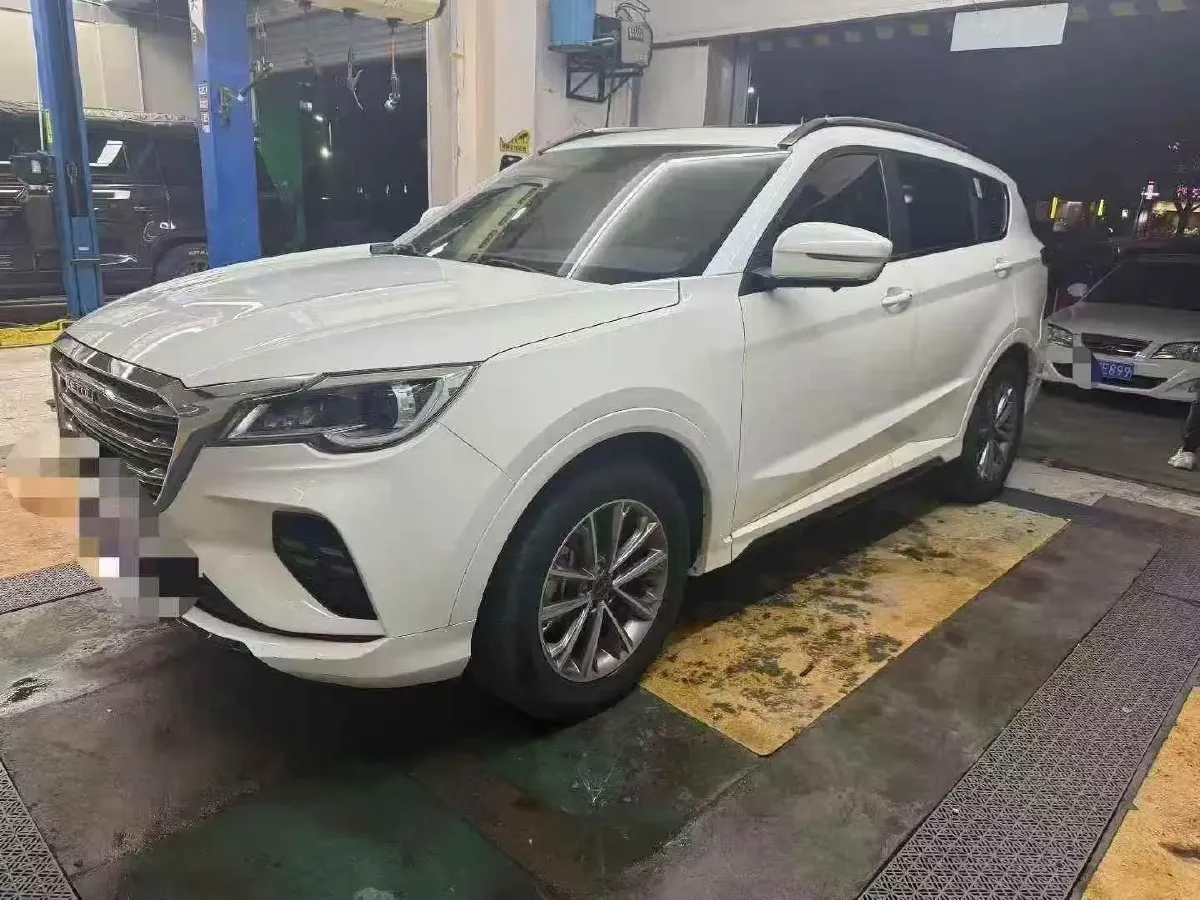 2020 Jetour X70M 1.5T 156HP L4 6MT,autocango,china used car exporter,china ev exporter,chinese used car exporter,chinese used ev exporter