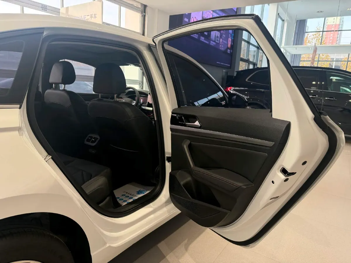 2024 Volkswagen Lavida 1.5T 160HP L4 7DCT,autocango,china used car exporter,china ev exporter,chinese used car exporter,chinese used ev exporter