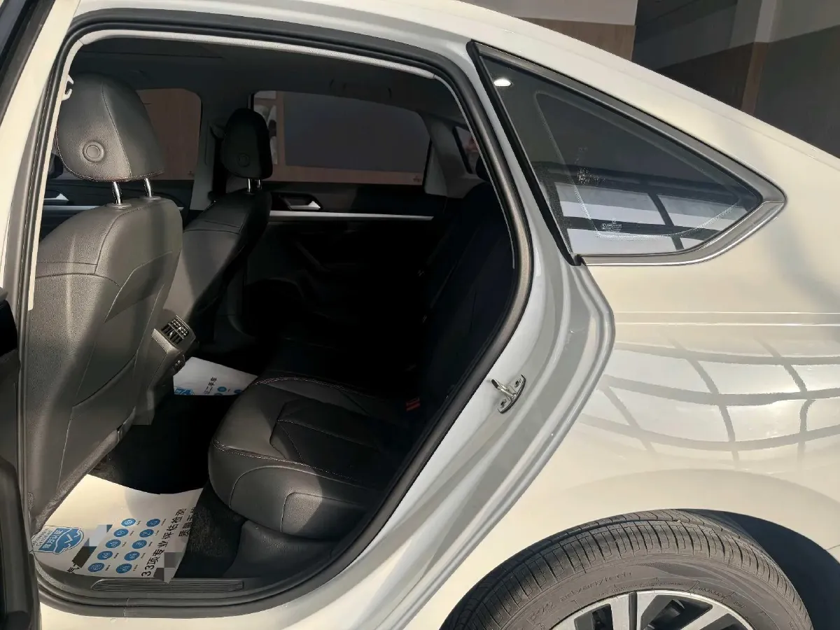 2024 Volkswagen Lavida 1.5T 160HP L4 7DCT,autocango,china used car exporter,china ev exporter,chinese used car exporter,chinese used ev exporter