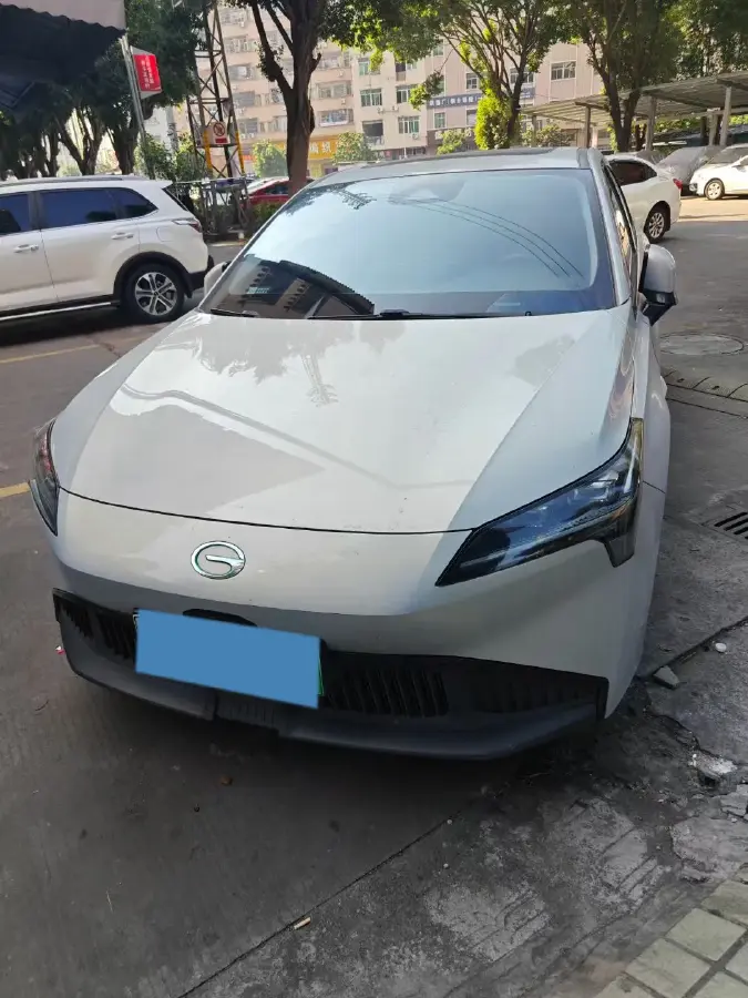 2022 ChangAn Oshan Z6 1.5T 170HP L4 6TCT PHEV 28.4KWH