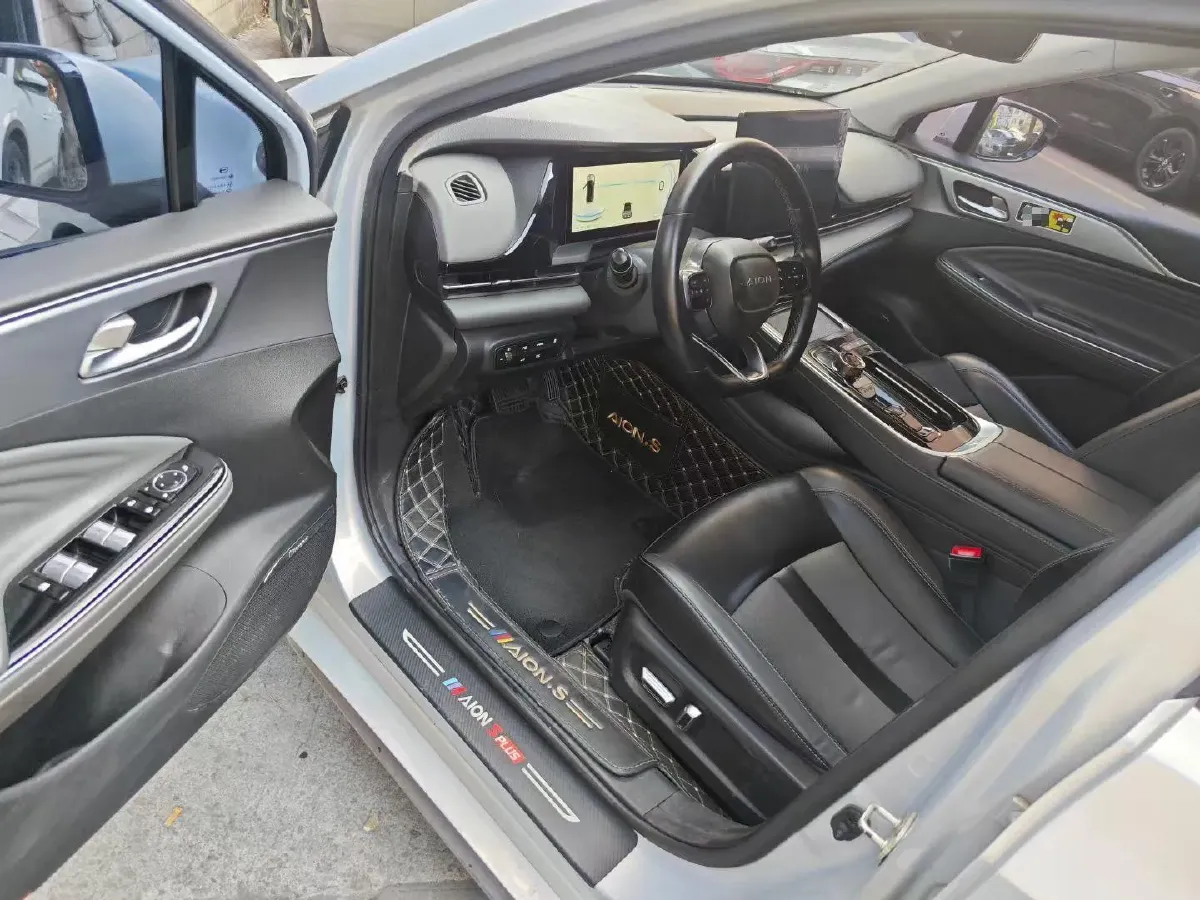 2022 ChangAn Oshan Z6 1.5T 170HP L4 6TCT PHEV 28.4KWH,autocango,china used car exporter,china ev exporter,chinese used car exporter,chinese used ev exporter