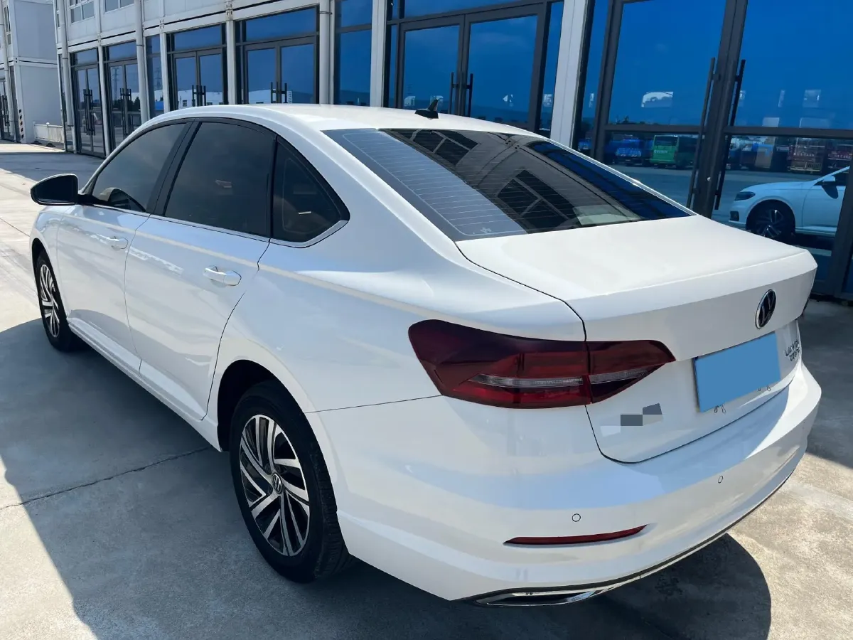 2022 Volkswagen T-Roc 1.4T 150HP L4 7DCT,autocango,china used car exporter,china ev exporter,chinese used car exporter,chinese used ev exporter