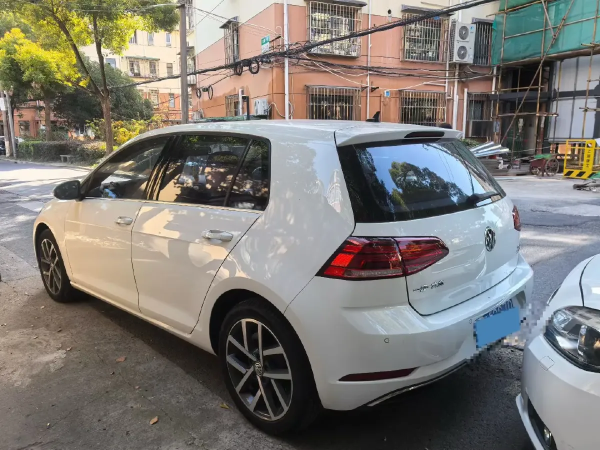 2019 Ford Focus 1.5T 184HP L3 8AT,autocango,china used car exporter,china ev exporter,chinese used car exporter,chinese used ev exporter