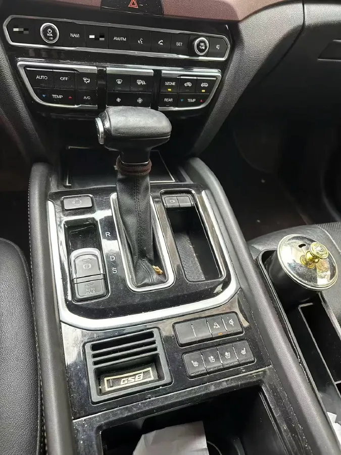 2017 GAC Trumpchi GS8 2.0T 201HP L4 6AT,autocango,china used car exporter,china ev exporter,chinese used car exporter,chinese used ev exporter