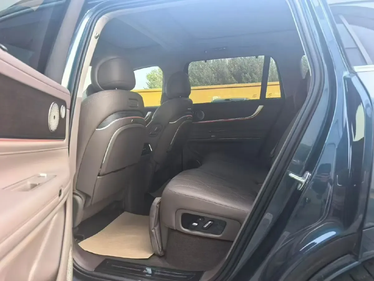 2024 AITO AITO M9 BEV 100KWH,autocango,china used car exporter,china ev exporter,chinese used car exporter,chinese used ev exporter